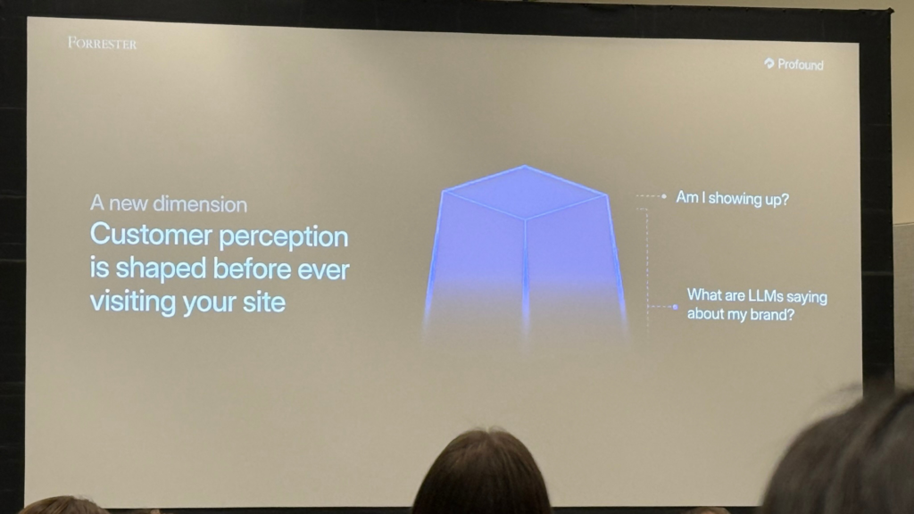 Profound社のセッションスライド。Customer perception is shaped before ever visiting your siteと表記され、AI検索時代にバイヤーが自社サイトに来る前にブランド認識が形成されることを示す概念図。
